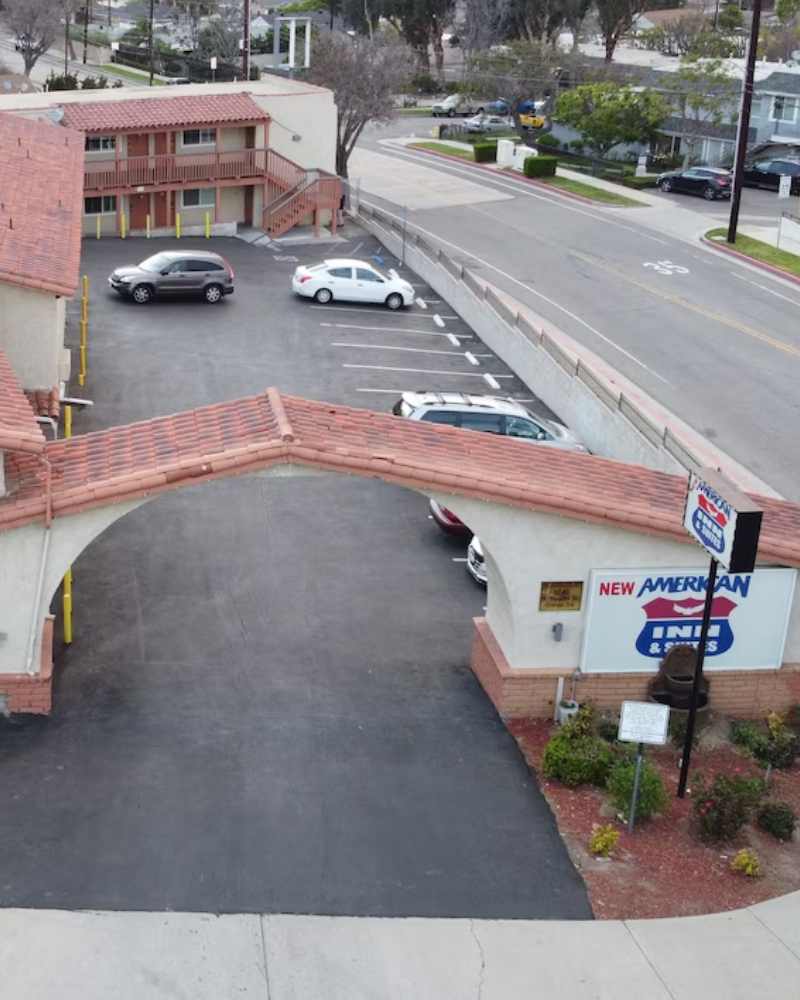 New American Inn & Suites Orange